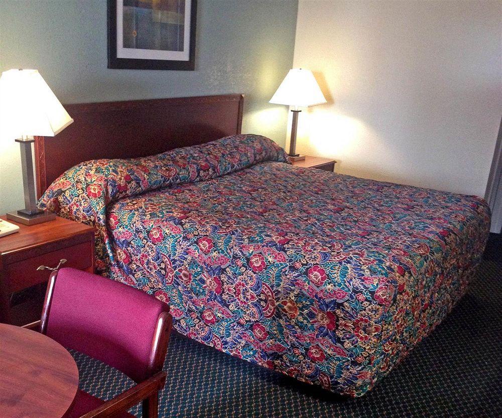 Motel 6-Kenly, Nc Exteriör bild