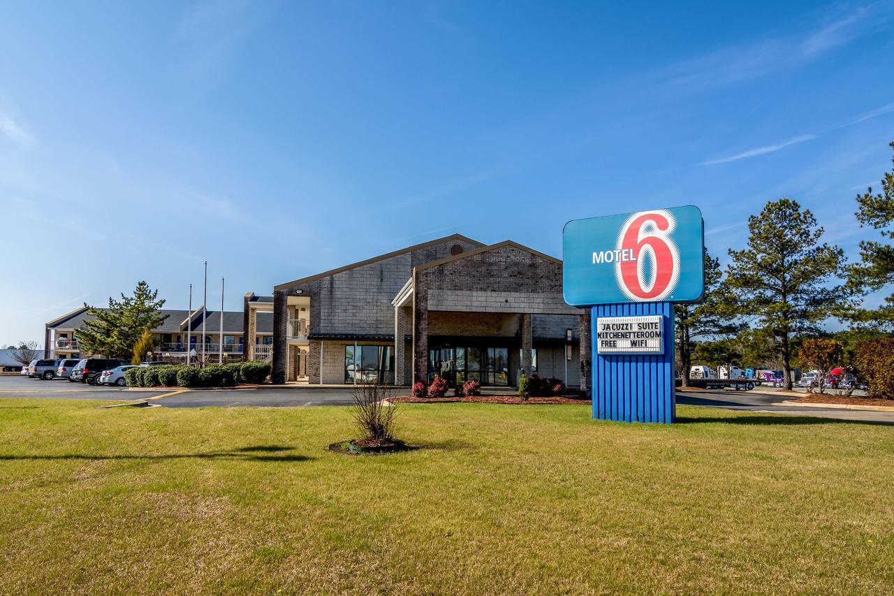 Motel 6-Kenly, Nc Exteriör bild