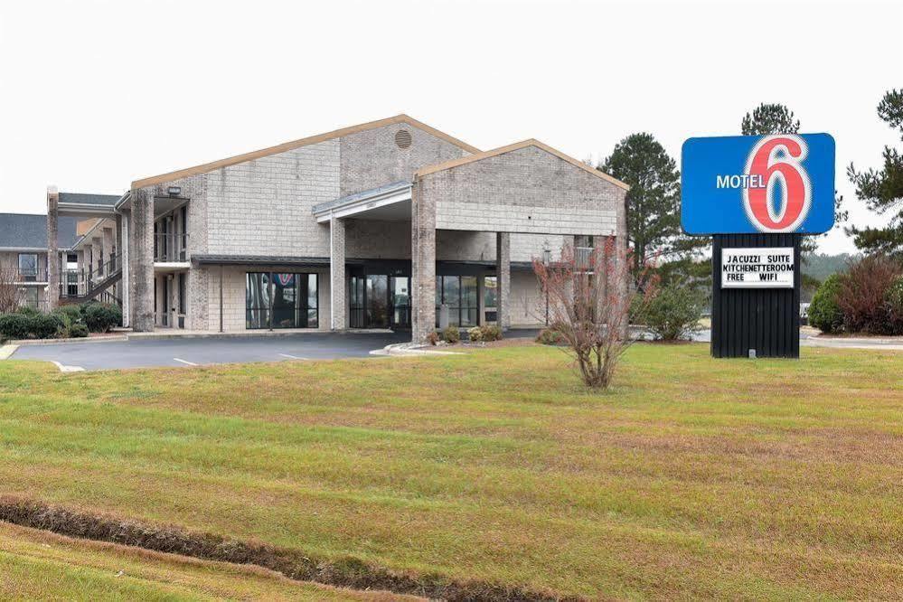 Motel 6-Kenly, Nc Exteriör bild
